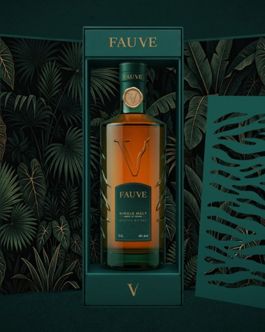 Packaging B : Premium Whisky Packaging