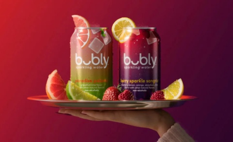 bubly sort deux eaux pétillantes façon cocktail, Sangria et Paloma, en édition limitée