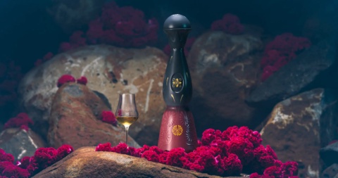 Clase Azul Día de Muertos Trascender : une tequila affinée en fûts de Champagne