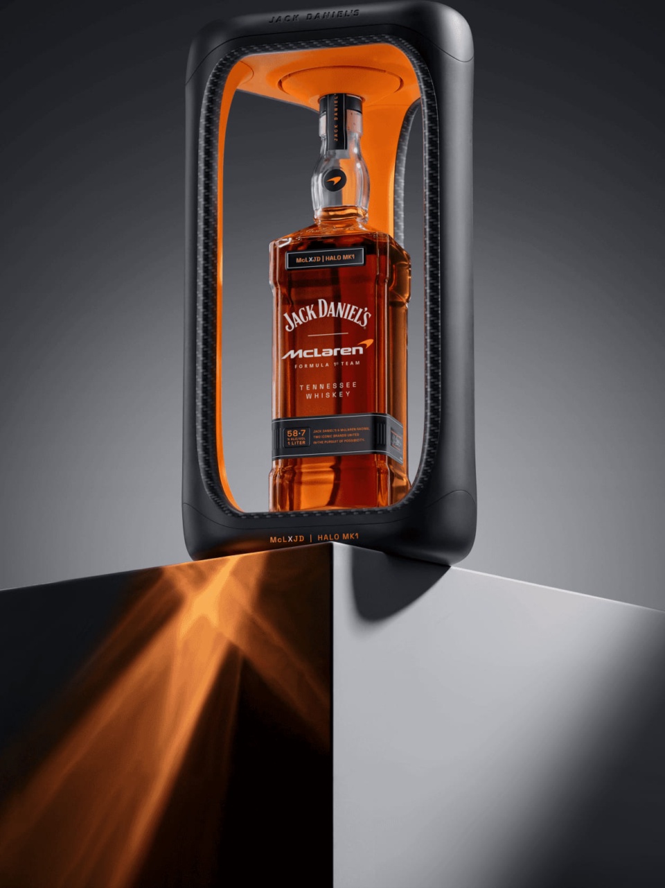 Halo MK1 de Jack Daniel's offre à Hunter Luxury un second titre aux UK Packaging Awards